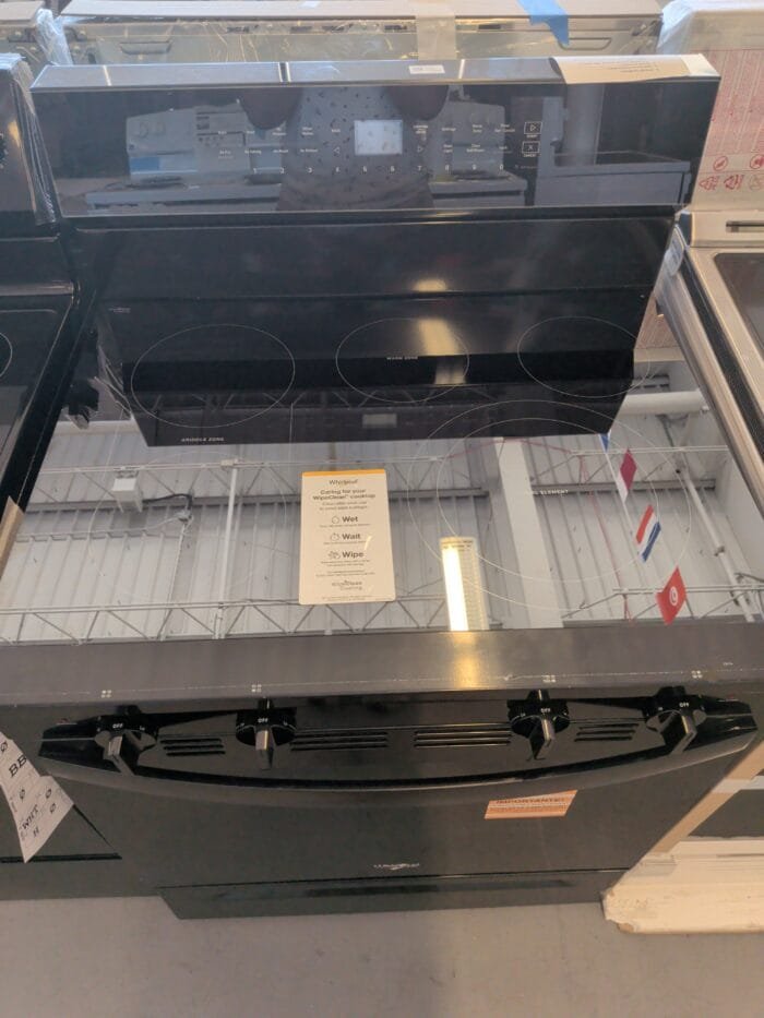 Whirlpool WFES7530EB 30-inch Electric Smart Range with Air Cooking Technology, No Preheat Air Fry - Image 7