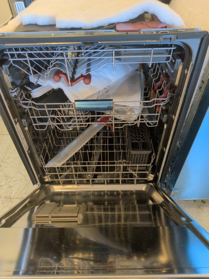 Kitchenaid KDTS424SPS 360° Max Jet Third Rack Dishwasher with ProDry System 44 dBA - Image 4