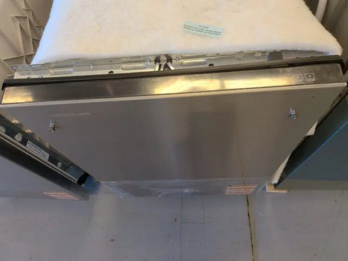 Whirlpool WDT750SAKZ 24” Stainless Steel Dishwasher with AI Intelligent Wash - 47 dBA - Image 4