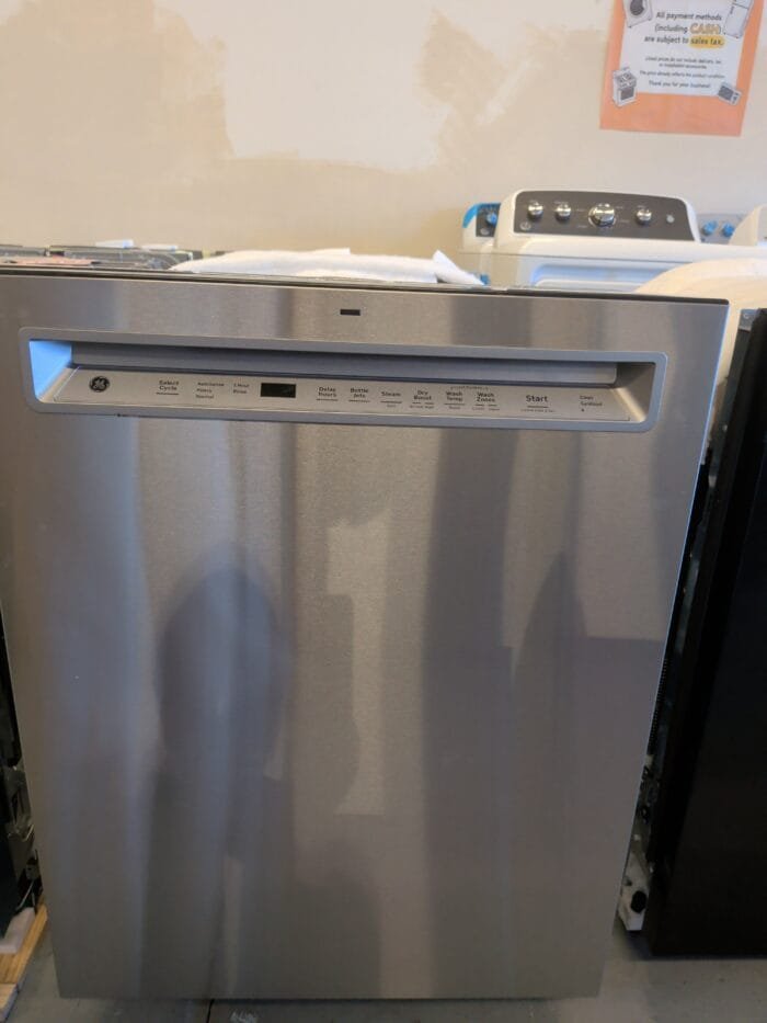 GE diswasher GDF670YVFS Front Control with Stainless Steel Interior Dishwasher with Sanitize Cycle - Image 2