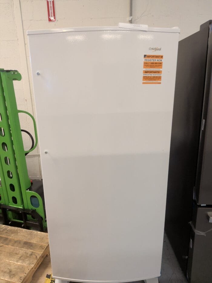 Whirlpool WRR56X18FW 31-inch Wide All Refrigerator with LED Lighting - 18 cu. ft. - Image 2