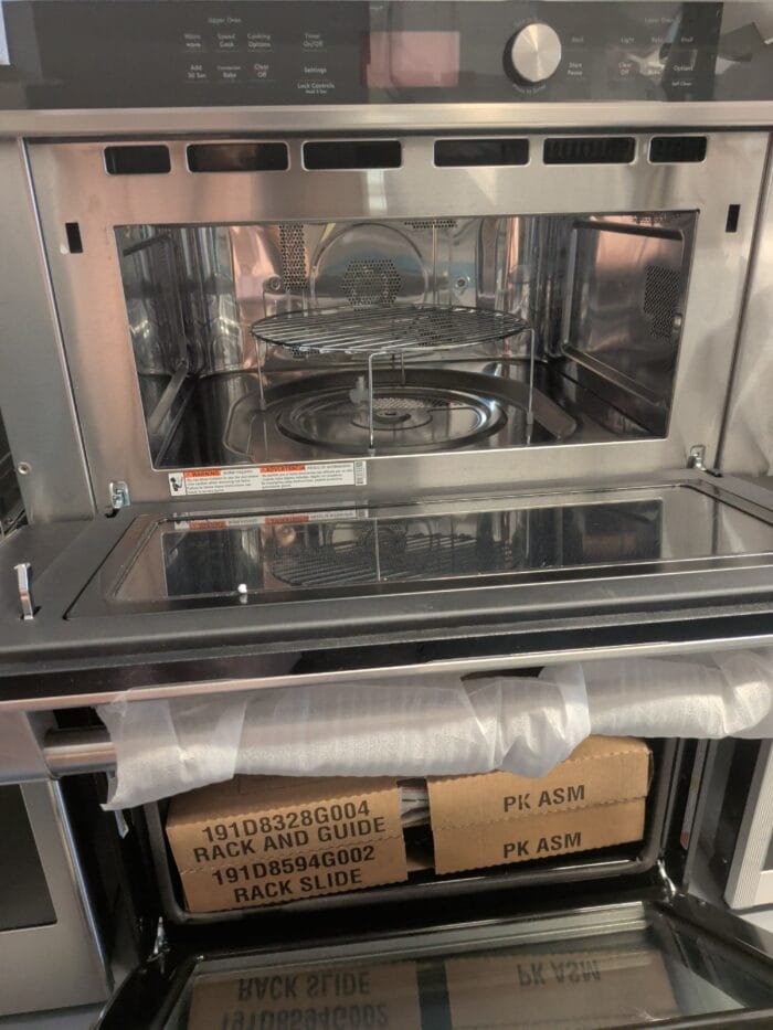 café CTC912P2NS130 in. Double Electric Wall Oven With Convection and Advantium in Stainless Steel - Image 3