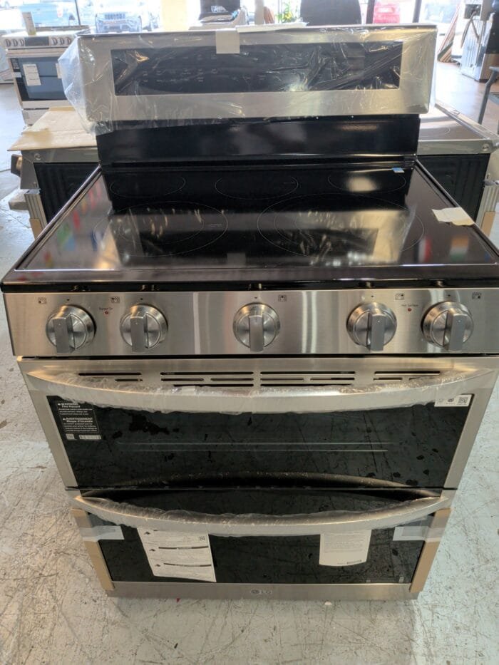 LG LDEL7324SE 30 in. 7.3 cu. ft. 5 Element Smart Electric Double Oven Freestanding Range in Stainless Steel with ProBake Convection - Image 2