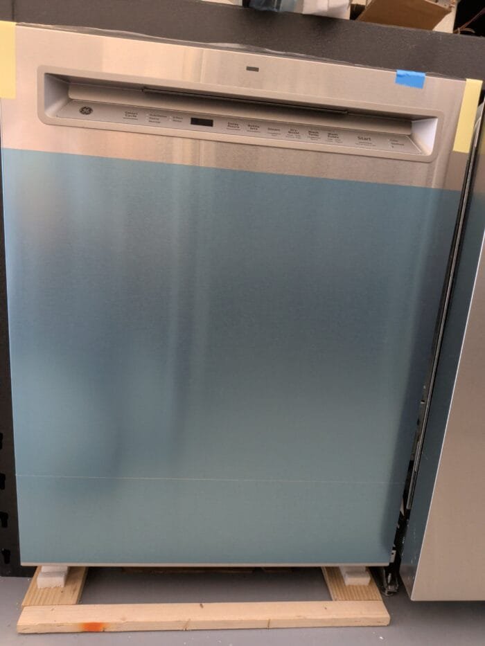 GE GDF670SYV1FS Front Control with Stainless Steel Interior Dishwasher with Sanitize Cycle - Image 2