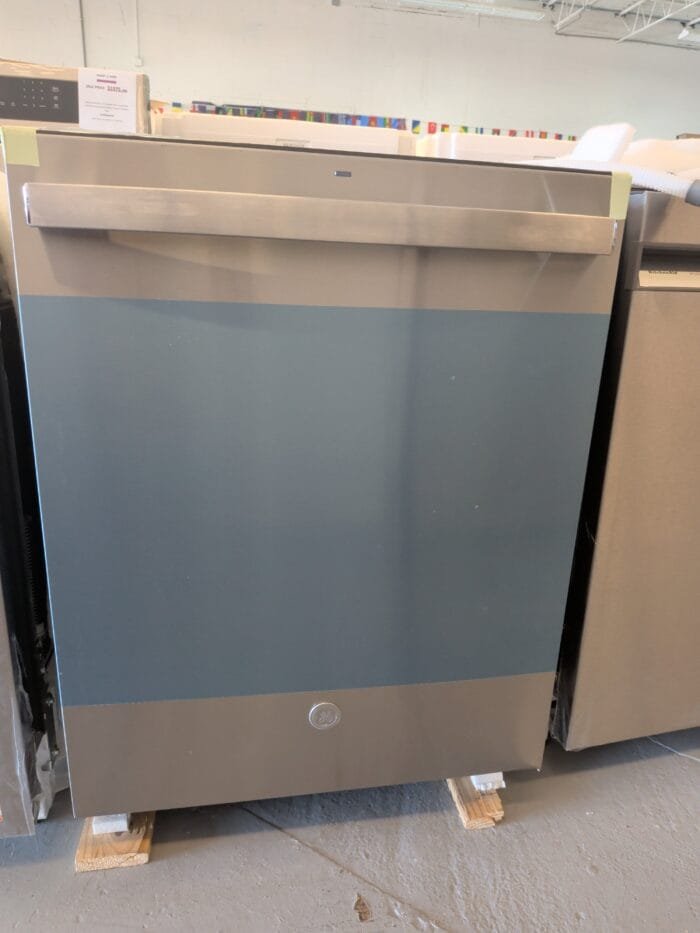 GE GDT550PYRFS Built-In Tall Tub Top Control Stainless Steel Dishwasher w/Sanitize, Dry Boost, 52 dBA - Image 2