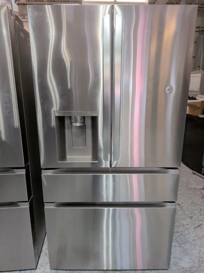 LG LF29H8330S 29 cu. ft. Smart Standard-Depth MAX  4-Door French Door Refrigerator with Full-Convert Drawer - Image 2