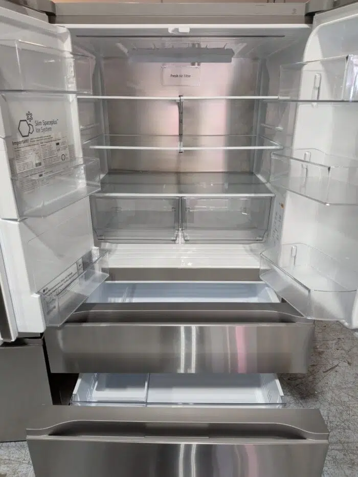 LG LF29H8330S 29 cu. ft. Smart Standard-Depth MAX  4-Door French Door Refrigerator with Full-Convert Drawer - Image 3