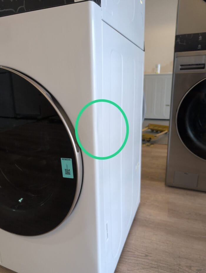 LG WKE100HWA Single Unit Front Load LG WashTower with Center Control 4.5 cu. ft. Washer and 7.4 cu. ft. Electric Dryer - Image 3