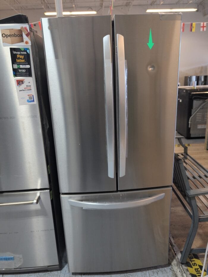 LG LFCS22520S 22 cu. ft. 30 Inch Wide French Door Refrigerator - Stainless Steel - Image 3