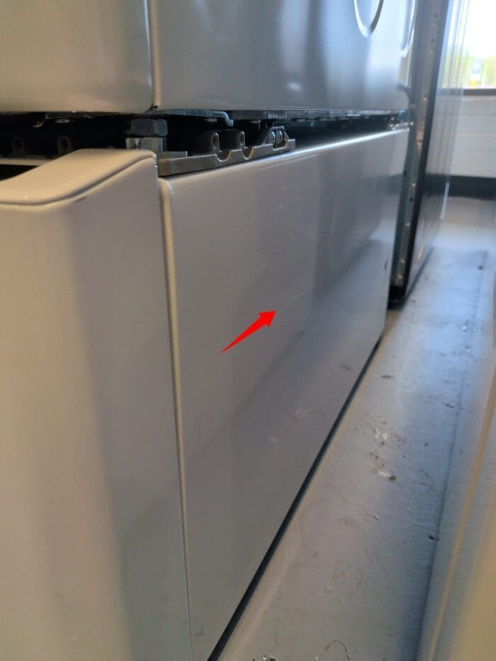 LG WM3400CW Washer 4.5 cu ft and DLE3400W Dryer 7.4 cu ft  Set. - Image 6