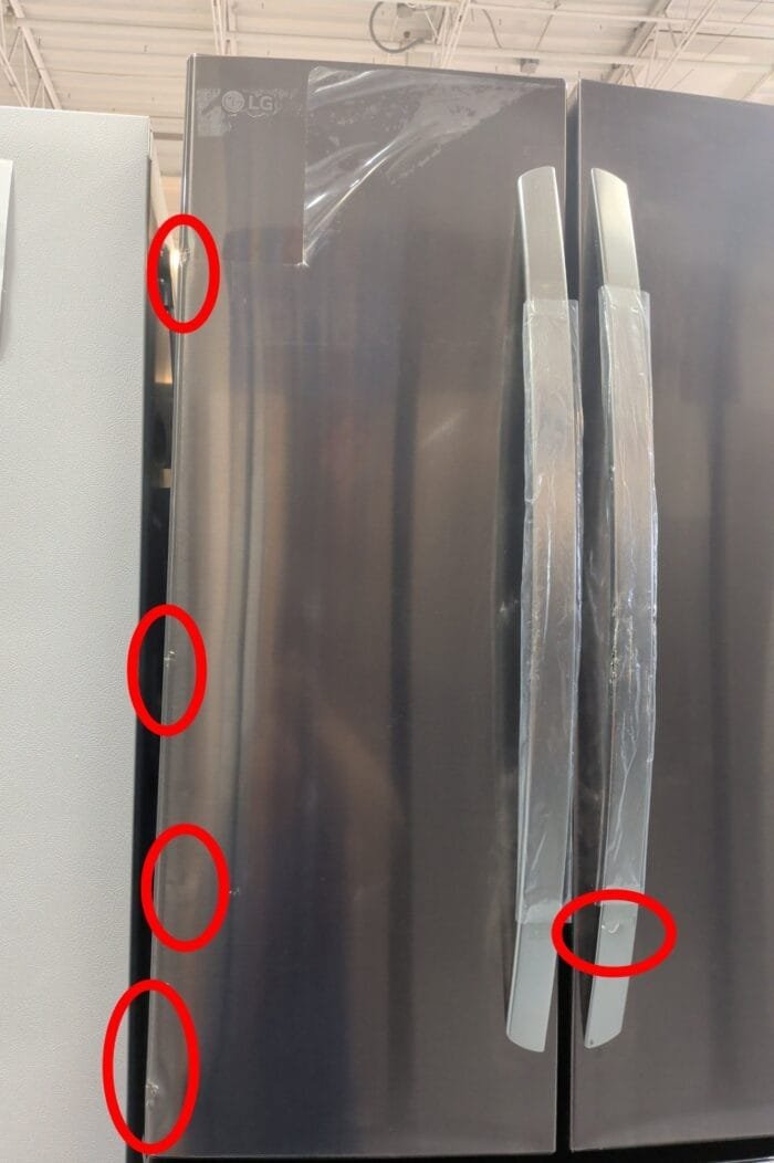 LG LFCS22520D 22 cu. ft. French Door Refrigerator - Image 10