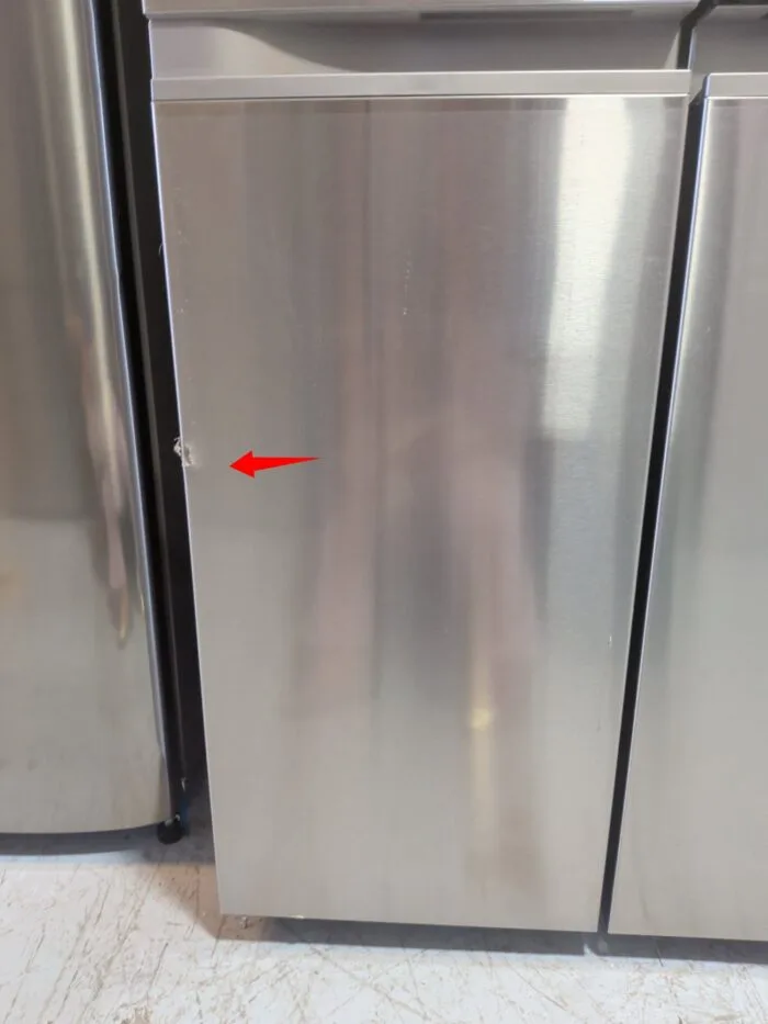 LG LRSOS2706S 27 cu. ft. Side-By-Side InstaView Refrigerator - Image 4