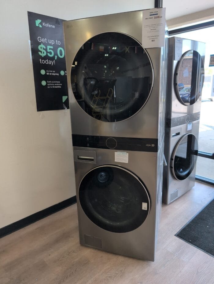 LG WKE100HVA Single Unit Front Load LG WashTower  with Center Control  4.5 cu. ft. Washer and 7.4 cu. ft. Electric Dryer - Image 2