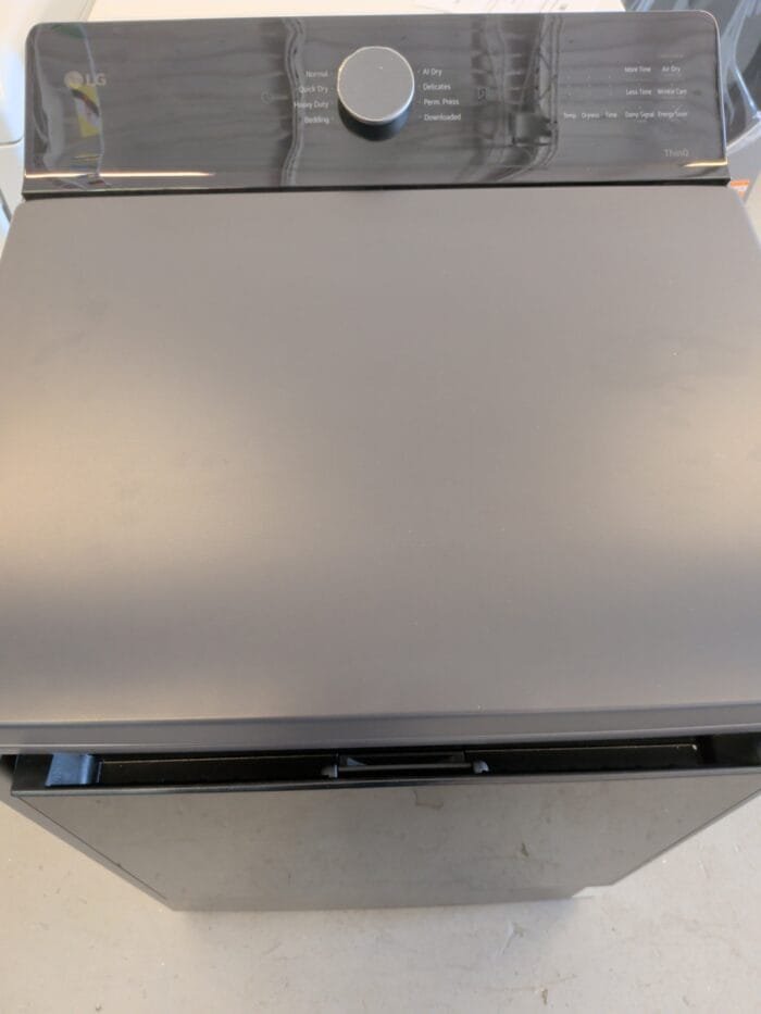 LG DLE8400BE 7.3 cu. ft. Ultra Large Capacity Rear Control Electric Dryer with LG EasyLoad Door and AI Sensing - Image 3