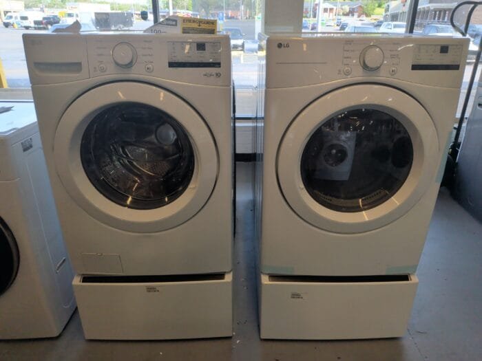 LG WM3400CW Washer 4.5 cu ft and DLE3400W Dryer 7.4 cu ft  Set. - Image 2