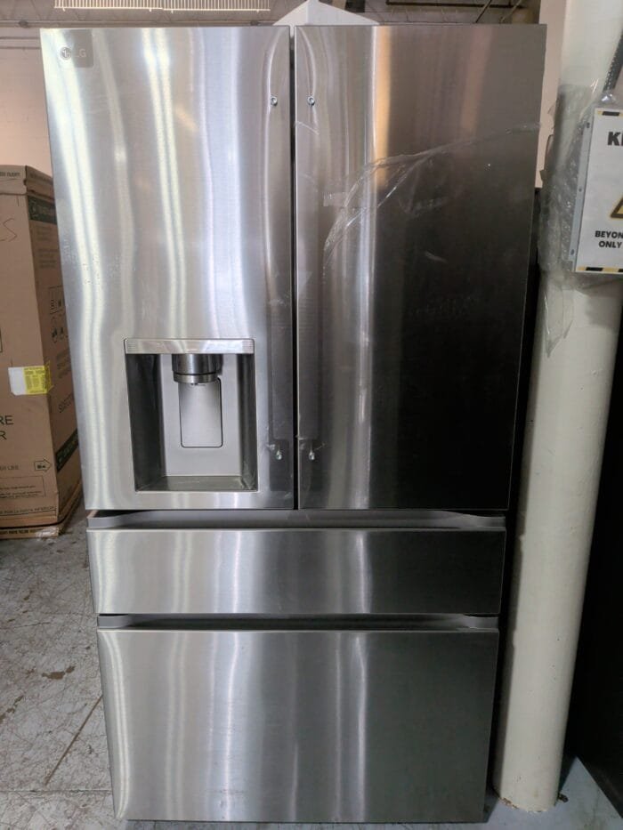 LG LFH29H8330S 29 cu. ft. Smart Standard-Depth MAX  4-Door French Door Refrigerator with Full-Convert Drawer - Image 2