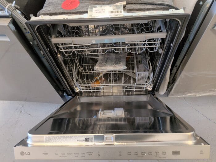 LG LDPN454HT Top Control Dishwasher with QuadWash and Dynamic Dry - Image 3