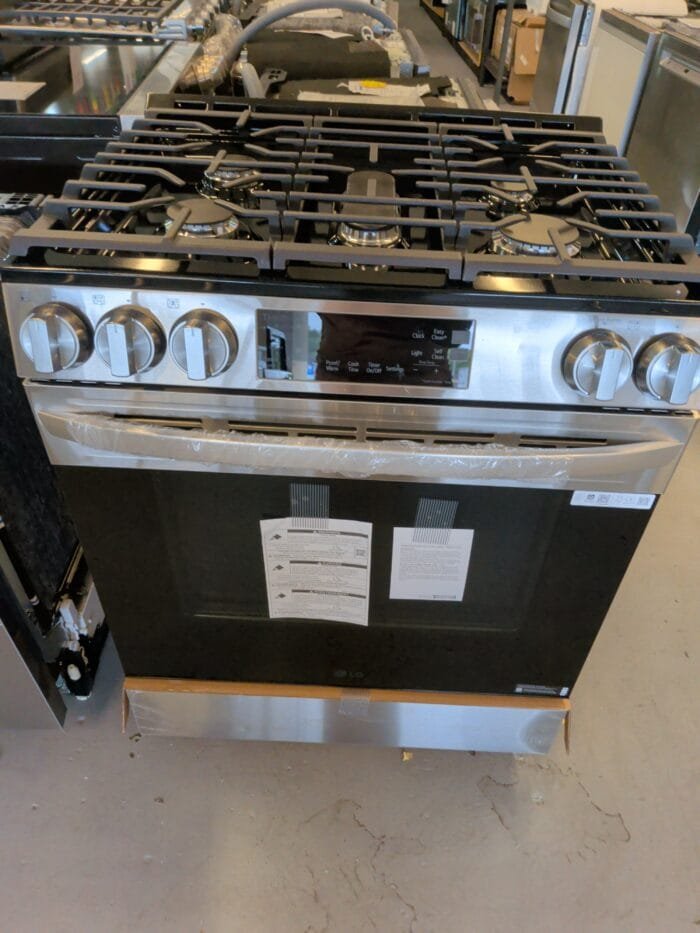lg LSGL5831F 5.8 cu. ft. Gas Single OvenSlide-in Range, EasyClean plus Self Clean, ThinQ, Printproof StainlessSteel - Image 2