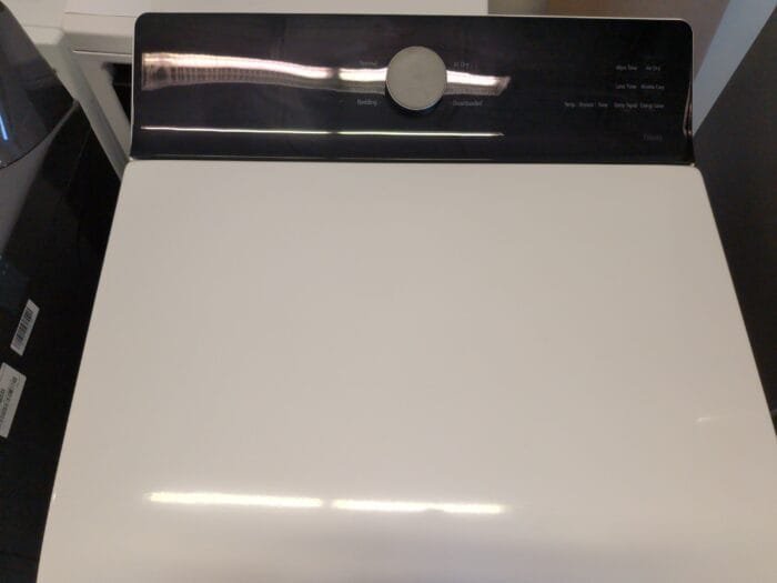 lg DLE8400WE 7.3 cu. ft. Ultra Large Capacity Rear Control Electric Dryer with LG EasyLoad Door and AI Sensing - Image 4