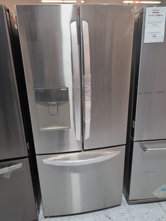 LG LFDS22520S 22 cu. ft. French Door Refrigerator - Image 2