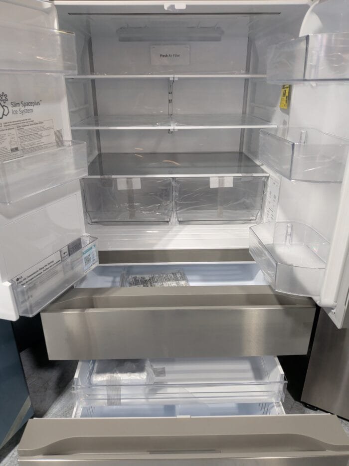 LG LF29S8230V 29 cu. ft. Standard-Depth MAX 4-Door French Door Refrigerator in Stainless Steel Look with Full Convert Drawer - Image 3