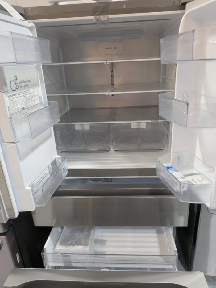 LG LF29H8330S 29 cu. ft. Smart Standard-Depth MAX 4-Door French Door Refrigerator with Full-Convert Drawer - Image 3