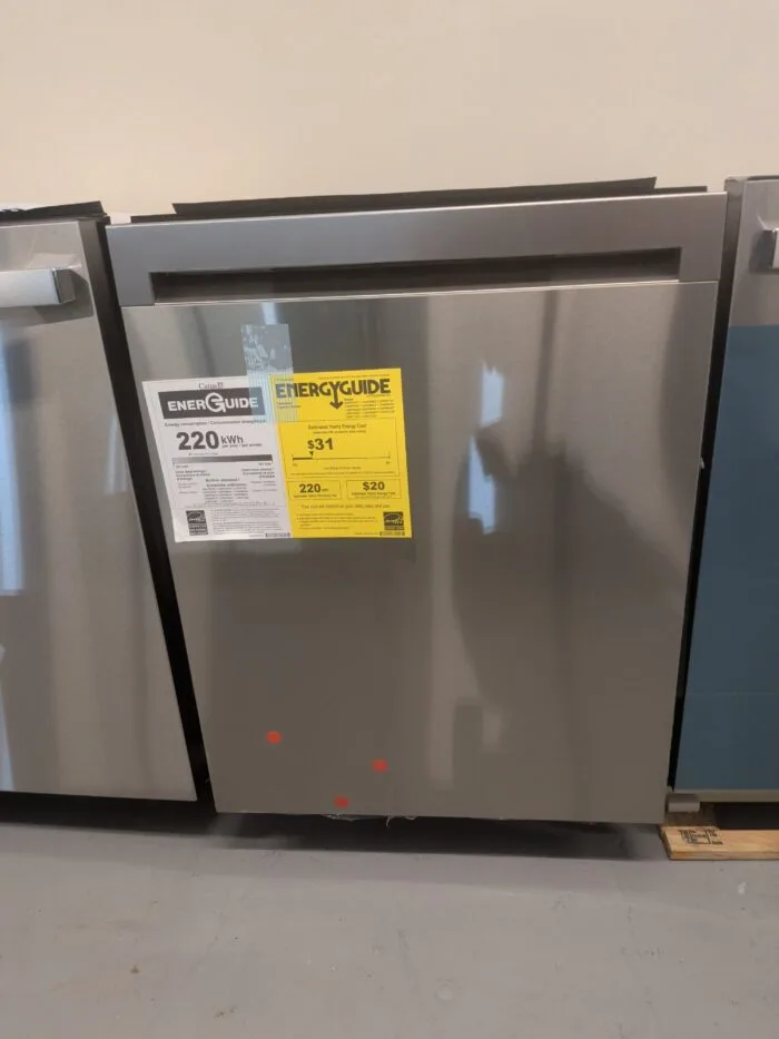 LG LDNPQ44HS 24 in. Top Control Standard 46 dBA Dishwasher with QuadWash, 3rd Rack, Blastzone Bottle Wash in Stainless Steel - Image 2