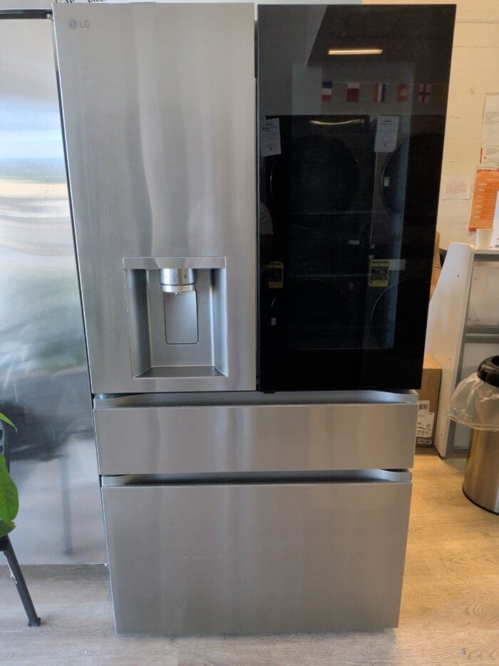 LG LH29S8565S 29 cu. ft. Smart InstaView Door-in-Door  Standard-Depth MAX 4-Door French Door Refrigerator with MyColor and Craft Ice - Image 2