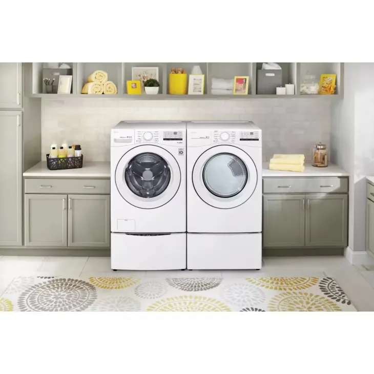 Washer and Dryer Set wm3400cw (2) LG WM3400CW Washer 4.5 cu ft and DLE3400W Dryer 7.4 cu ft Set. - Image 1
