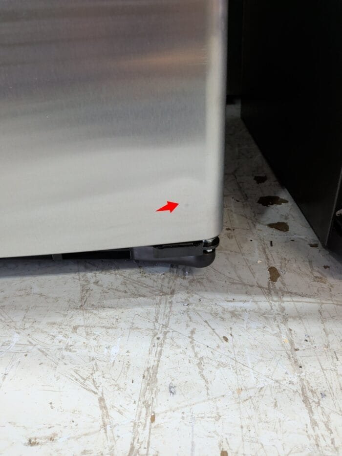 GE GSE25GYPFS 25.3 Cu. Ft. Side-By-Side Refrigerator - Image 7