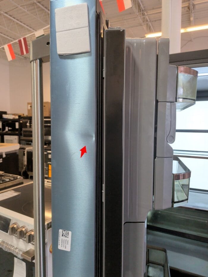 CAFÉ 22.3 Cu. Ft. Smart Counter-Depth 4-Door French-Door Refrigerator CXE22DP2PIS1 - Image 5