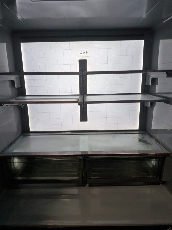 CAFÉ 22.3 Cu. Ft. Smart Counter-Depth 4-Door French-Door Refrigerator CXE22DP2PIS1 - Image 4
