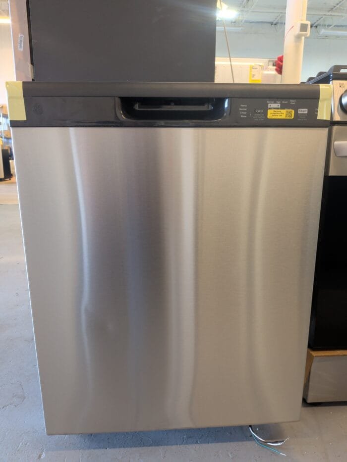 GE GDF535PSRSS  ENERGY STAR Dishwasher with Front Controls - Image 2