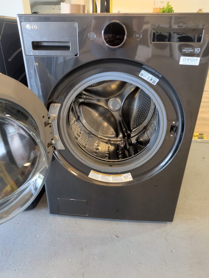 LG WM6700HBA 5.0 cu. ft. Mega Capacity Smart Front Load Washer with AI DD® 2.0 Built-In Intelligence & TurboWash 360° - Image 3