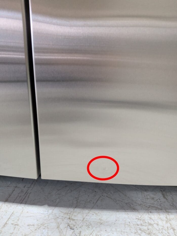 GE GSS25GYPFS 25.3 Cu. Ft. Side-By-Side Refrigerator - Image 4