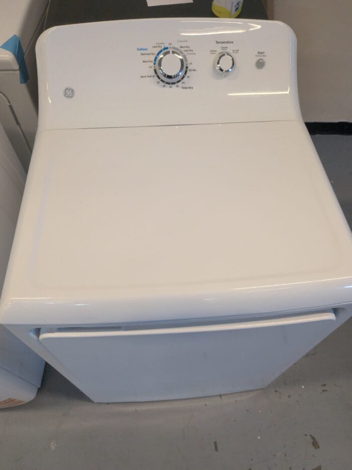 GE GTX33GASK1WW 6.2 cu. ft. Gas Dryer in White - Image 9