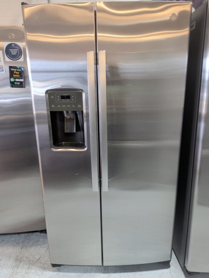 GE GSE25GYPFS ENERGY STAR 25.3 Cu. Ft. Side-By-Side Refrigerator - Image 2