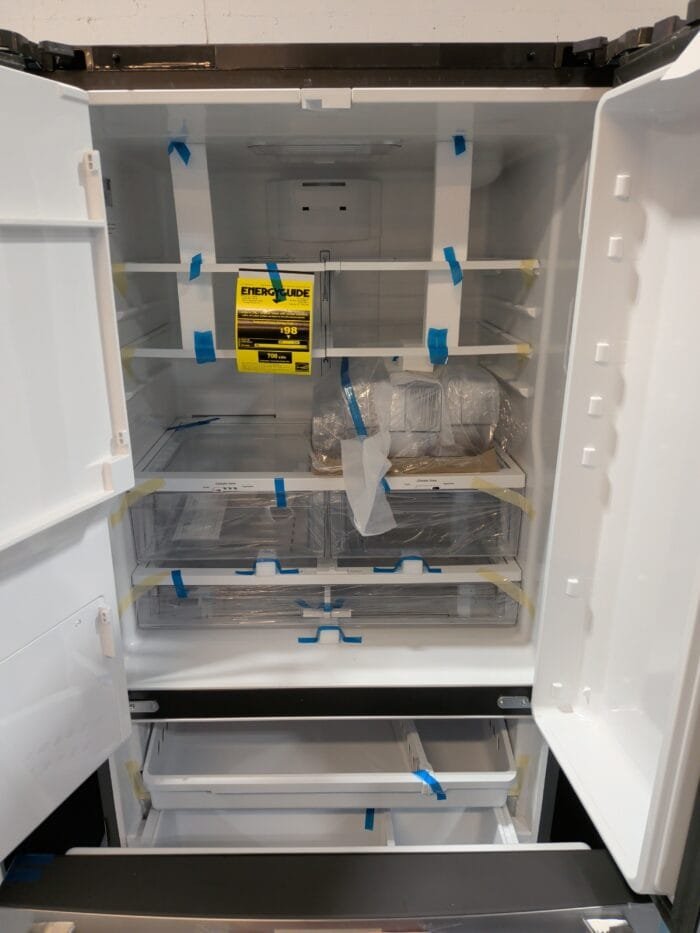 GE GFE26JYMFS 5.6 Cu. Ft. Fingerprint Resistant Stainless Steel French Door Refrigerator - Image 3