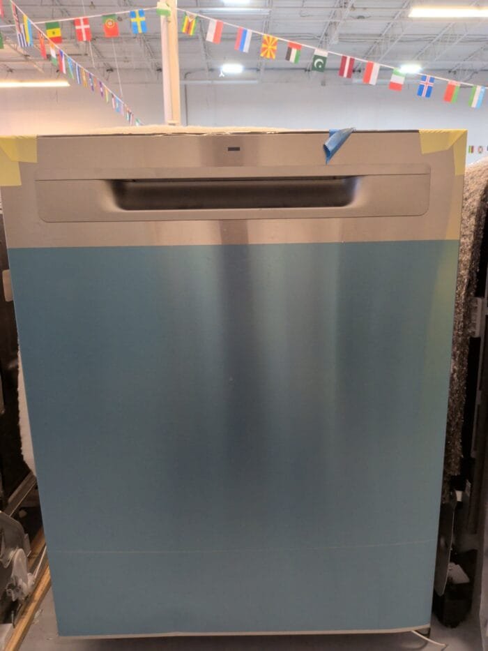 GE GDP670SYVFS  Fingerprint Resistant Top Control with Stainless Steel Interior Dishwasher with Sanitize Cycle - Image 2