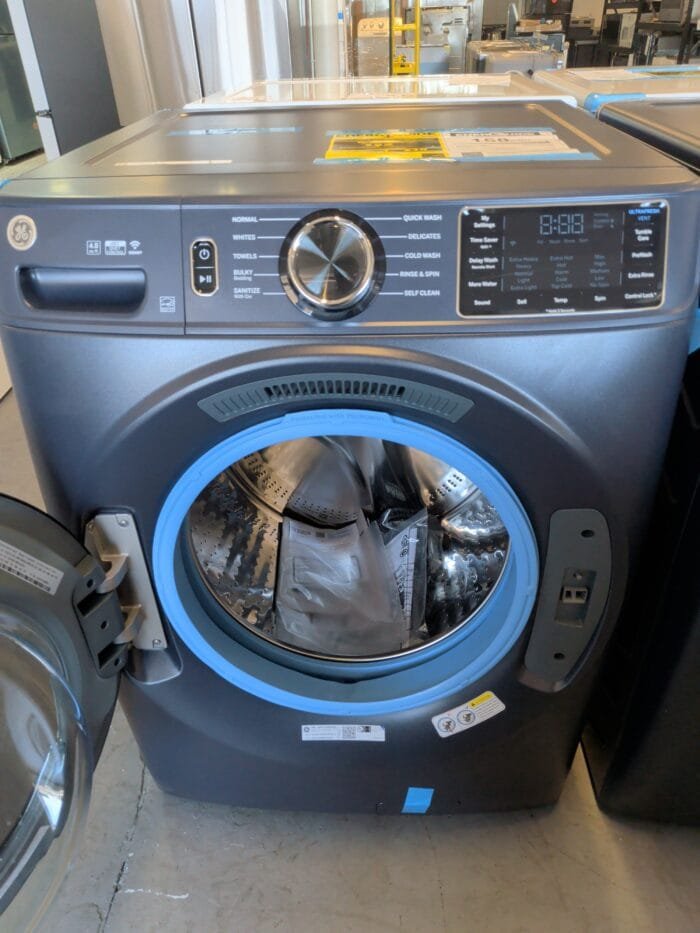 GE GFW550SPRRS 4.8 cu. ft. Smart Sapphire Blue Front Load Washer with OdorBlock UltraFresh Vent System and Sanitize with Oxi & GFD55ESPRRS 7.8 cu. ft. Smart Front Load Electric Dryer in Sapphire Blue with Sanitize Cycle - Image 4