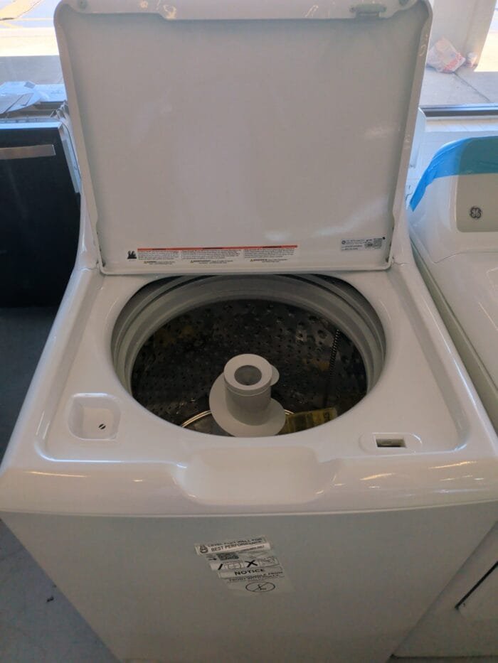 GE GTW385ASWWS 4.3 cu. ft. Capacity Washer with Stainless Steel Basket,Cold Plus and Water Level Control​ & GTD38EASWWS  6.2 cu. ft. Capacity Electric Dryer with Up To 120 ft. Venting and Shallow Depth - Image 3