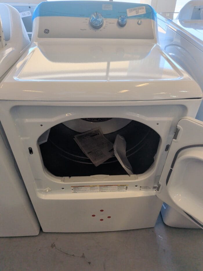 GE GTW385ASWWS 4.3 cu. ft. Capacity Washer with Stainless Steel Basket,Cold Plus and Water Level Control​ & GTD38EASWWS  6.2 cu. ft. Capacity Electric Dryer with Up To 120 ft. Venting and Shallow Depth - Image 4