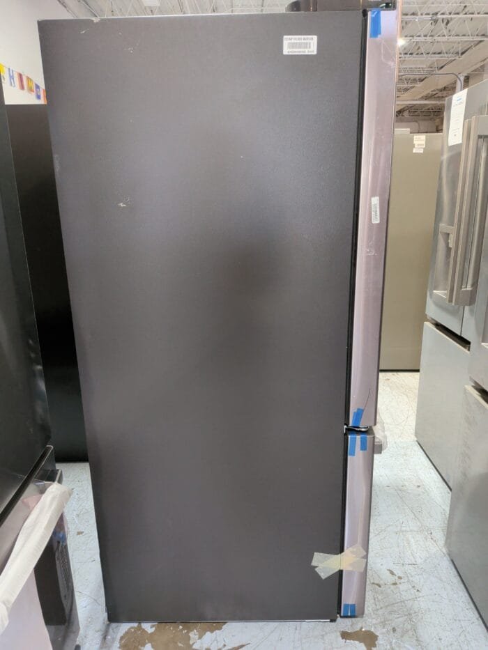 GE GNE27JYMFS 27.0 Cu. Ft. Fingerprint Resistant French-Door Refrigerator - Image 4
