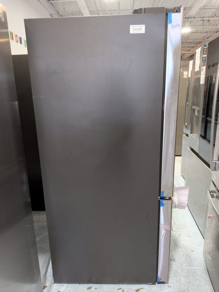 GE GNE27JYMFS 27.0 Cu. Ft. Fingerprint Resistant French-Door Refrigerator - Image 4