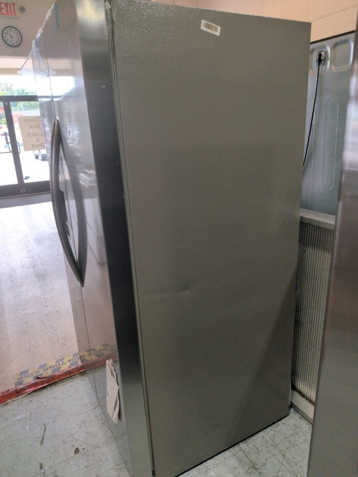 FRSS2623AS Frigidaire 26 Cu. Ft. 36" Standard-Depth Side-by-Side Refrigerator - Image 3