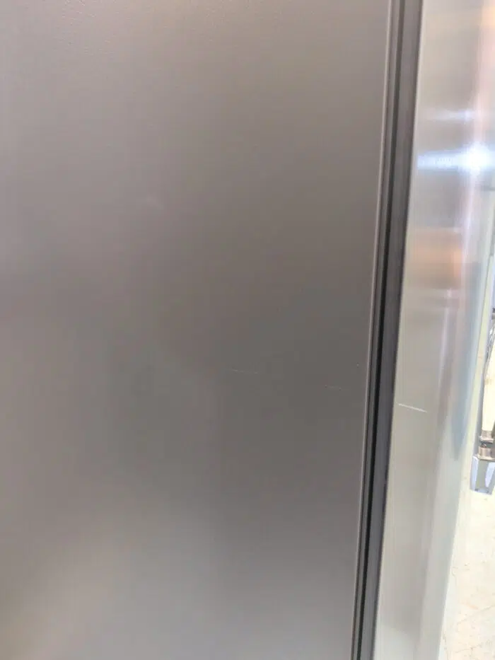 GE GSE25GYPFS 25.3 Cu. Ft. Side by Side Refrigerator - Image 4