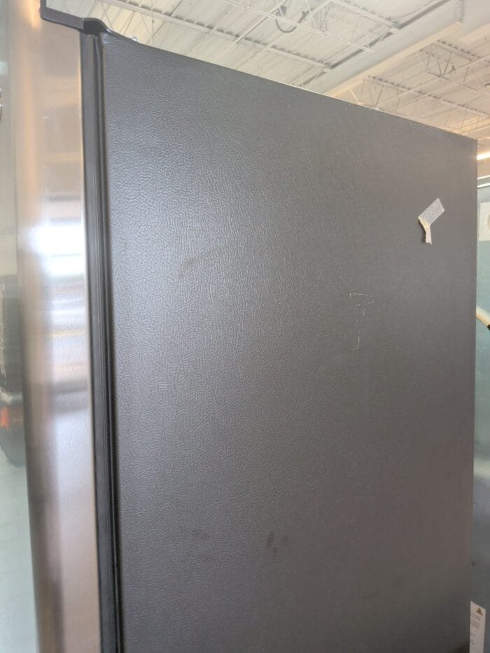 GE GZS22IYNGS 21.8 Cu. Ft. Counter-Depth Fingerprint Resistant Side-By-Side Refrigerator Stainless Steel - Image 4
