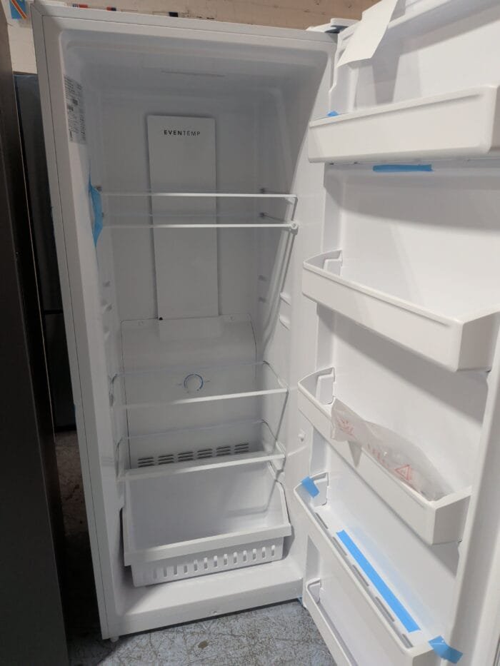 Frigidaire FFUE1326AW - Image 3