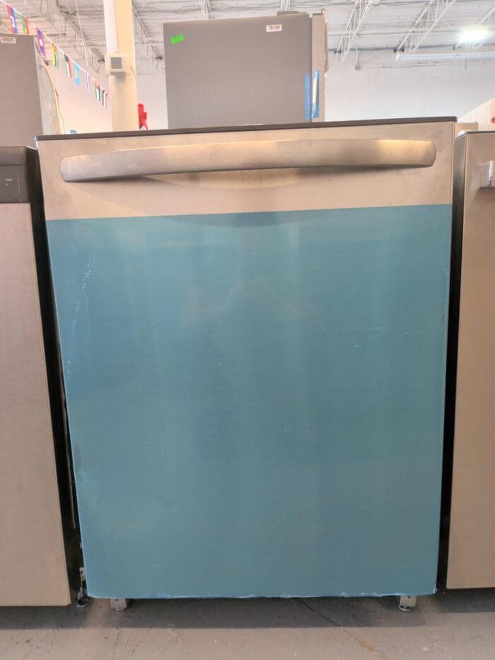Frigidaire 24" Stainless Steel Top Control Built In Dishwasher FDPH4316AS - Image 3