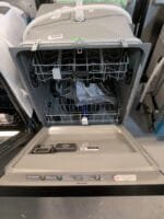 Frigidaire 24" Dishwasher FDPC4221AS - Image 3